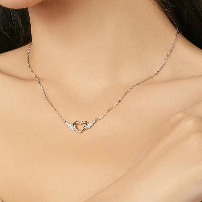 Huitan Delicate Women's Necklace Heart Wing Pendant Chic Neck Accessories Daily Wear Fashion Versatile Ladies Jewelry Wholesale