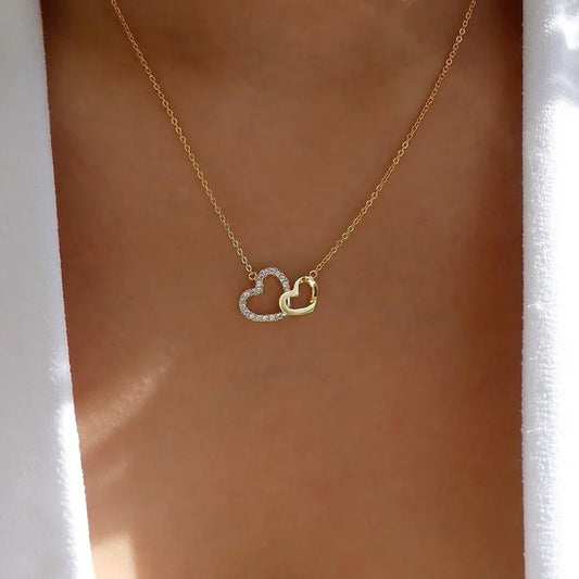 Exquisite Zircon Heart Women's Necklace Simple Romantic Crystal Pendant Gold Silver Color Clavicle Chain Wedding Jewelry 2021