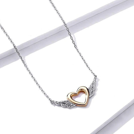 Huitan Delicate Women's Necklace Heart Wing Pendant Chic Neck Accessories Daily Wear Fashion Versatile Ladies Jewelry Wholesale